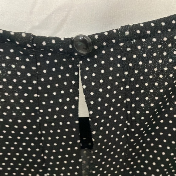 Adrianna Papell: Black/White Little dots Ruffle Armhole 3/4 Sleeve Top- cinch-XL - Picture 13 of 16